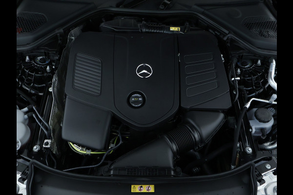 Mercedes-Benz E-Klasse Estate 300 e Sport Edition | Trekhaak | Rijassistentiepakket Plus | Nightpakket | Akoestisch comfortpakket | KEYLESS GO-pakket | Winter pakket | Antidiefstalpakket URBAN GUARD PLUS | 360°-camera | Stoelventilatie voor |