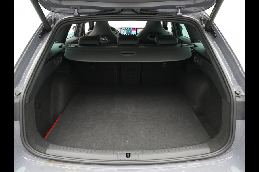 CUPRA Leon Sportstourer 1.4 e-Hybrid VZ Performance Limited Panorama Navigatie Stoel/Stuurverwarming Parkassist Carplay 213