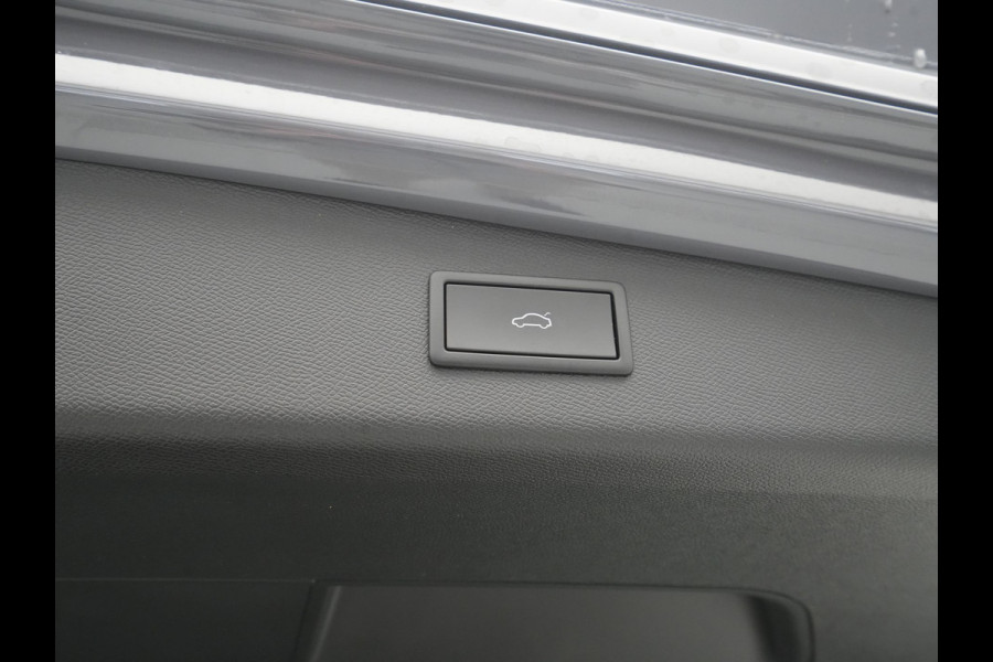 CUPRA Leon Sportstourer 1.4 e-Hybrid VZ Performance Limited Panorama Navigatie Stoel/Stuurverwarming Parkassist Carplay 213