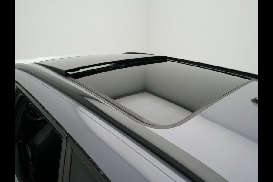 CUPRA Leon Sportstourer 1.4 e-Hybrid VZ Performance Limited Panorama Navigatie Stoel/Stuurverwarming Parkassist Carplay 213