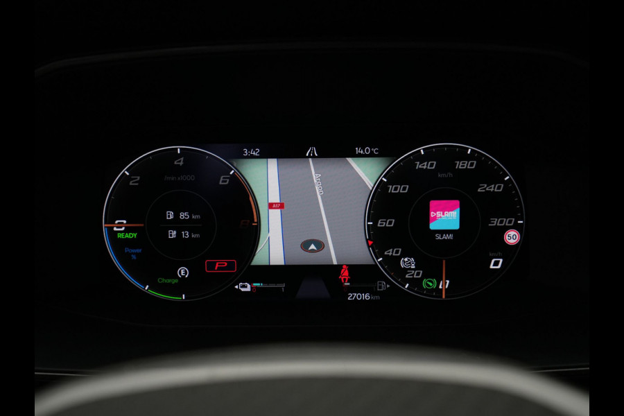 CUPRA Leon Sportstourer 1.4 e-Hybrid VZ Performance Limited Panorama Navigatie Stoel/Stuurverwarming Parkassist Carplay 213