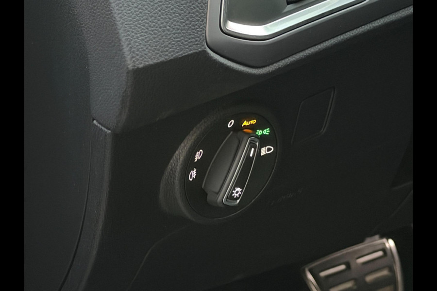 Seat Ateca 1.5 TSI FR LED ACC Pano Virtual 360cam Trekhaak