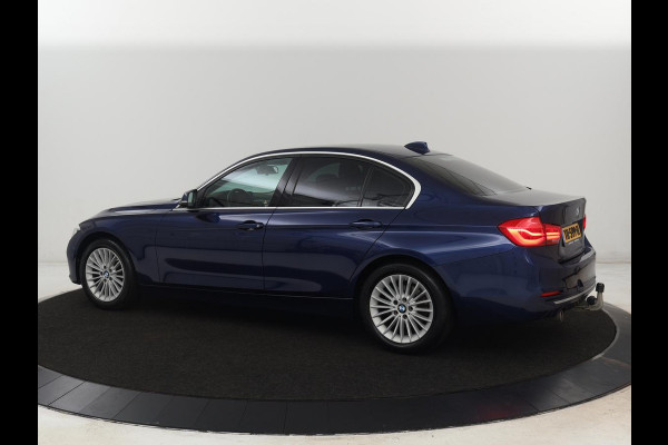 BMW 3 Serie 318i Luxury Edition | Leder | Stoelverwarming | Navigatie | Trekhaak | Full LED | Climate control | PDC | Cruise control