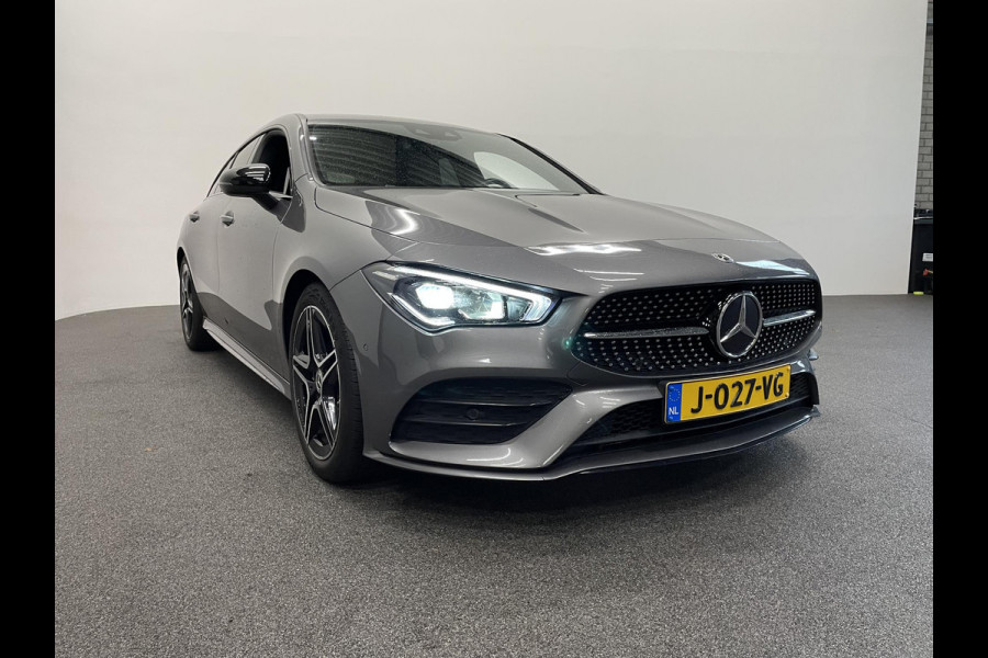 Mercedes-Benz CLA-Klasse Shooting Brake 180 Business Solution AMG Trekhaak Navigatie Camera Parkeersensoren Cruise Control AMG stoelen Stoelverwarming Sfeerverlichting Elektrische kofferklep Full Led Climate Control