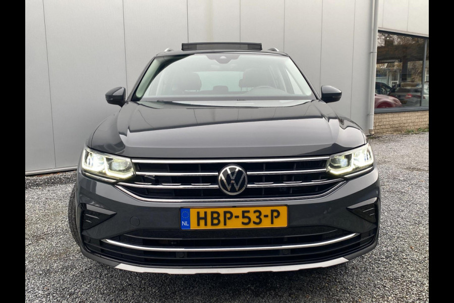 Volkswagen Tiguan 1.5 TSI R-Line Business+ | Pano|Virtual|ACC | IQ Drive|Alcantara| SFEER V | Stoel-stuurverw|Dealer Onderh |