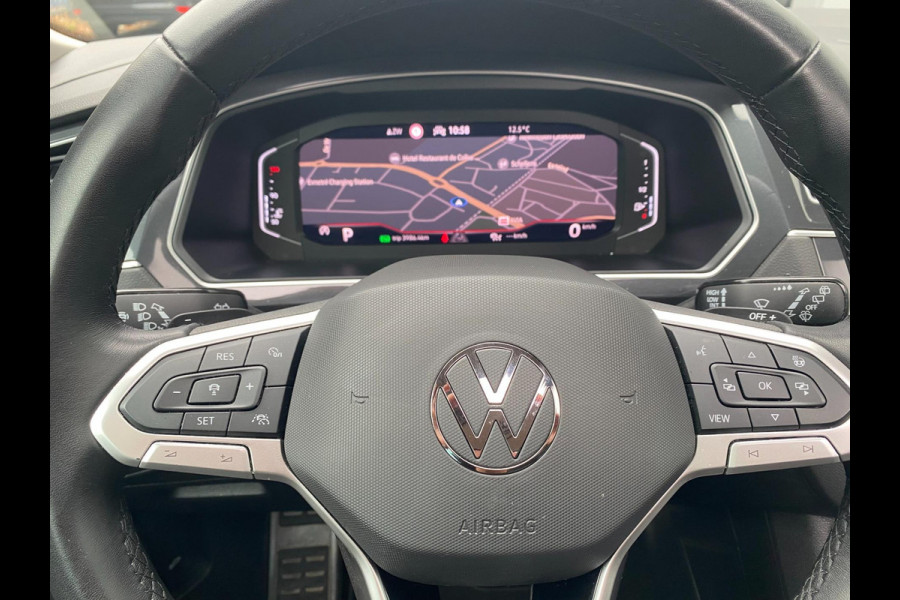 Volkswagen Tiguan 1.5 TSI R-Line Business+ | Pano|Virtual|ACC | IQ Drive|Alcantara| SFEER V | Stoel-stuurverw|Dealer Onderh |