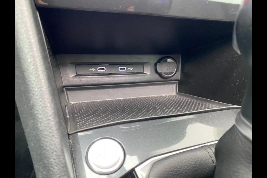 Volkswagen Tiguan 1.5 TSI R-Line Business+ | Pano|Virtual|ACC | IQ Drive|Alcantara| SFEER V | Stoel-stuurverw|Dealer Onderh |