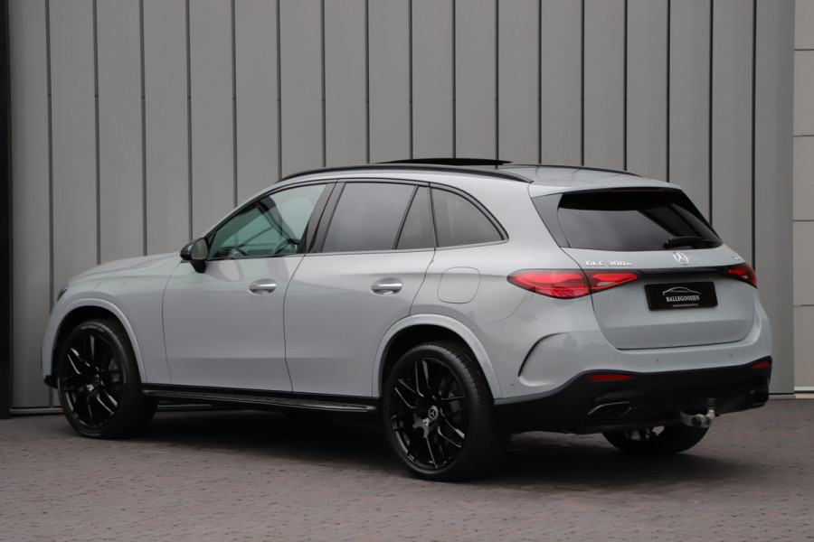 Mercedes-Benz GLC 300e AMG 4-Matic | 313PK | Pano | Massage | Keyles-go | Sfeerverlichting | Memory | Distronic+ | Stoelventilatie | Air-balance |