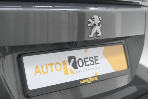 Peugeot 2008 PureTech 130 GT | Panoramadak | Afneembare trekhaak | Adaptieve cruise control | Navigatie