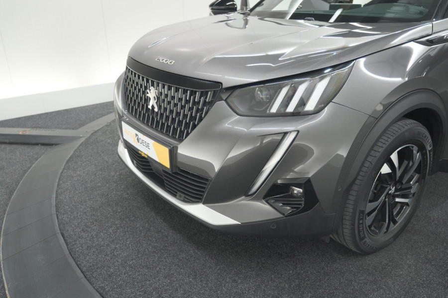 Peugeot 2008 PureTech 130 GT | Panoramadak | Afneembare trekhaak | Adaptieve cruise control | Navigatie
