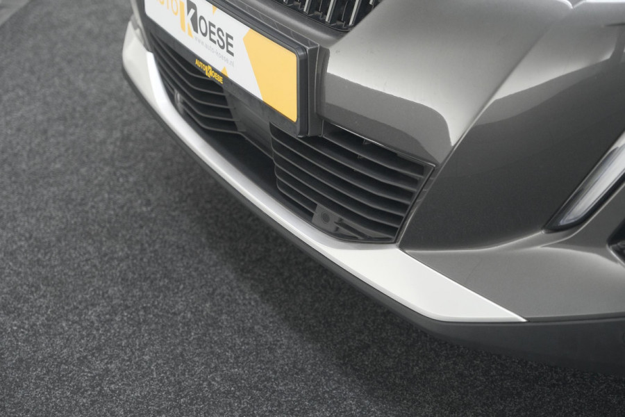 Peugeot 2008 PureTech 130 GT | Panoramadak | Afneembare trekhaak | Adaptieve cruise control | Navigatie