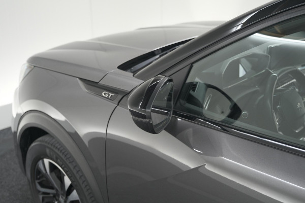 Peugeot 2008 PureTech 130 GT | Panoramadak | Afneembare trekhaak | Adaptieve cruise control | Navigatie