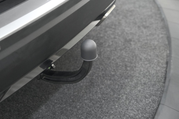 Peugeot 2008 PureTech 130 GT | Panoramadak | Afneembare trekhaak | Adaptieve cruise control | Navigatie