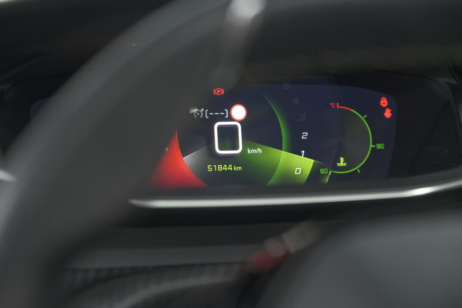 Peugeot 2008 PureTech 130 GT | Panoramadak | Afneembare trekhaak | Adaptieve cruise control | Navigatie