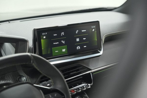 Peugeot 2008 PureTech 130 GT | Panoramadak | Afneembare trekhaak | Adaptieve cruise control | Navigatie