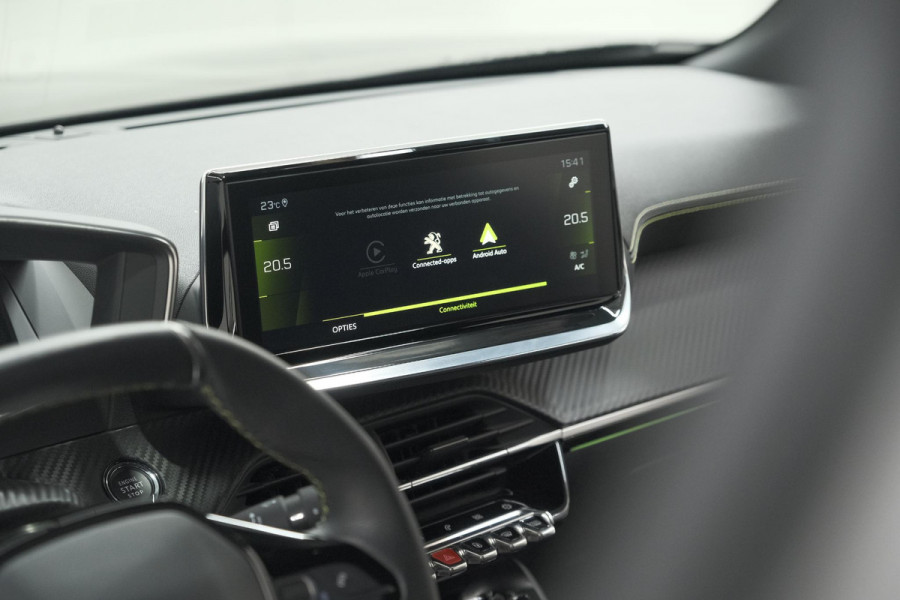 Peugeot 2008 PureTech 130 GT | Panoramadak | Afneembare trekhaak | Adaptieve cruise control | Navigatie