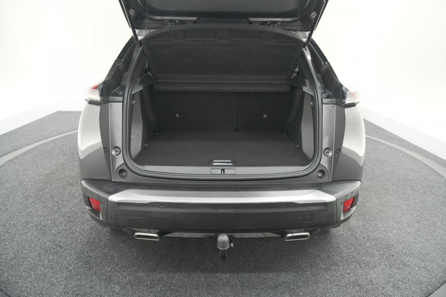 Peugeot 2008 PureTech 130 GT | Panoramadak | Afneembare trekhaak | Adaptieve cruise control | Navigatie