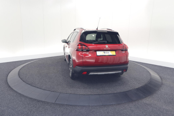 Peugeot 2008 1.2 PureTech Blue Lease Executive | All Season banden | Panoramadak | Navigatie | AppleCarplay