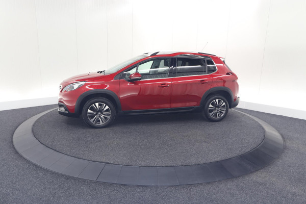 Peugeot 2008 1.2 PureTech Blue Lease Executive | All Season banden | Panoramadak | Navigatie | AppleCarplay