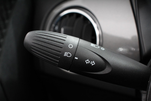 Fiat 500C 1.2 Lounge Automaat | Cruise control | Climate control | LM Velgen | App Connect | Park Control Achter