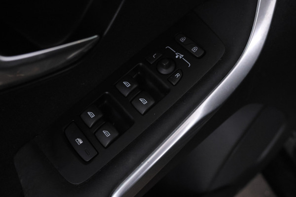 Volvo V40 2.0 D2 Nordic+ Nieuwstaat!