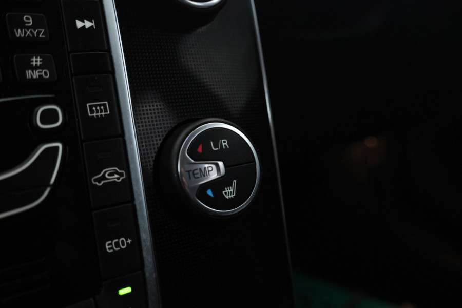 Volvo V40 2.0 D2 Nordic+ Nieuwstaat!