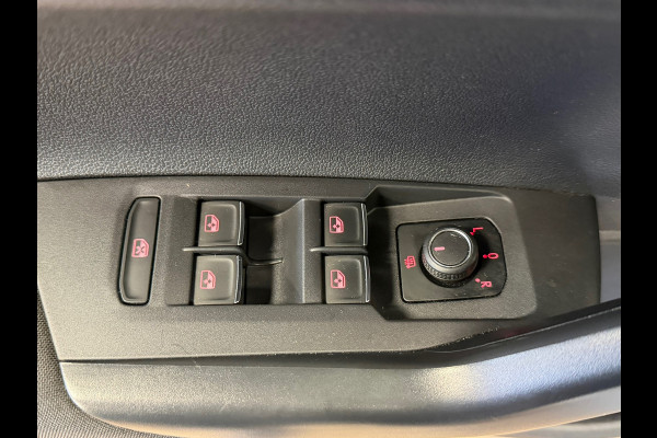 Volkswagen Polo 1.0 TSI Highline DSG AUT. VIRTUAL COCKPIT APPLE CARPLAY CRUISE PDC AIRCO NAVIGATIE