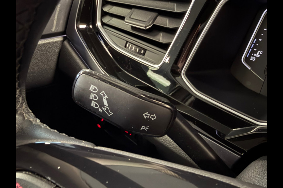 Volkswagen Polo 1.0 TSI Highline DSG AUT. VIRTUAL COCKPIT APPLE CARPLAY CRUISE PDC AIRCO NAVIGATIE