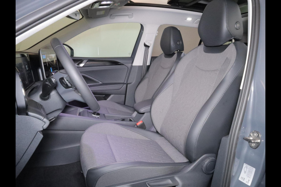 Volkswagen Tiguan 1.5 eHybrid Life Edition 204 PK PHEV | Trekhaak | Panorama dak | Stoel- en stuurverwarming | 18" LM velgen |