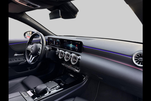 Mercedes-Benz A-Klasse 180 Business Solution Luxury | Pano | Memory stoelen | Achteruitrij camera |