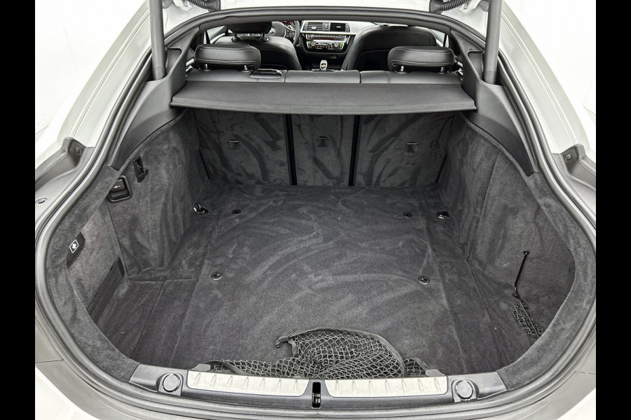 BMW 4 Serie Gran Coupé 420i High Executive Sport(NL-Auto, Goed OndH, Panorama, Navi Pro, StoelV, PDC V+A, Leder, Sportstoel, Etc)