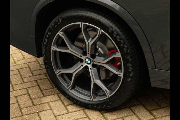 BMW X5 xDrive50e M-Sport Pro - Active Steering - Pano - Trekhaak - Driving Ass Prof - Harman Kardon