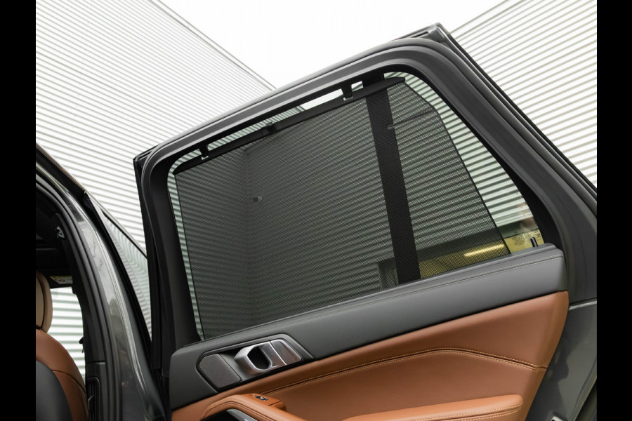 BMW X5 xDrive50e M-Sport Pro - Active Steering - Pano - Trekhaak - Driving Ass Prof - Harman Kardon