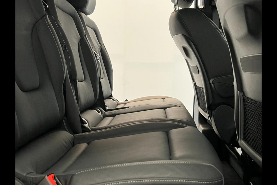 Mercedes-Benz V-Klasse 300d Lang AMG Night Edition / 1e eigenaar