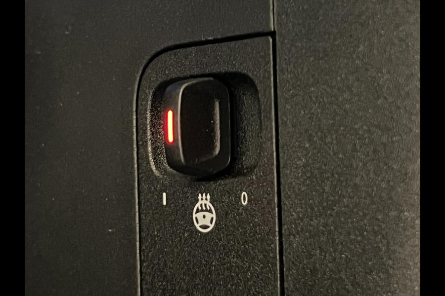 Mercedes-Benz V-Klasse 300d Lang AMG Night Edition / 1e eigenaar