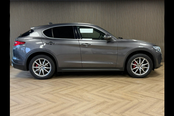 Alfa Romeo Stelvio 2.0 T AWD Super NAVIGATIE CRUISE CLIMATE CONTROL LED LEDER CAMERA NAP