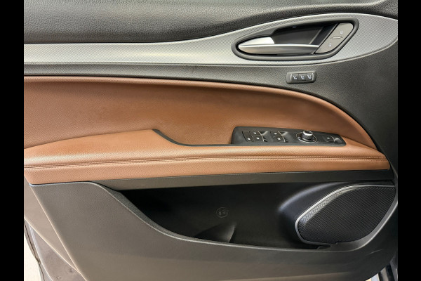 Alfa Romeo Stelvio 2.0 T AWD Super NAVIGATIE CRUISE CLIMATE CONTROL LED LEDER CAMERA NAP