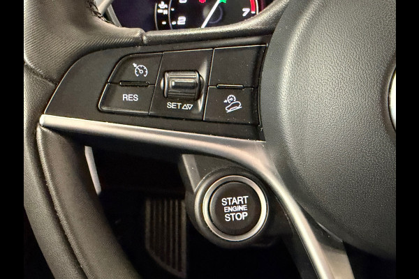 Alfa Romeo Stelvio 2.0 T AWD Super NAVIGATIE CRUISE CLIMATE CONTROL LED LEDER CAMERA NAP