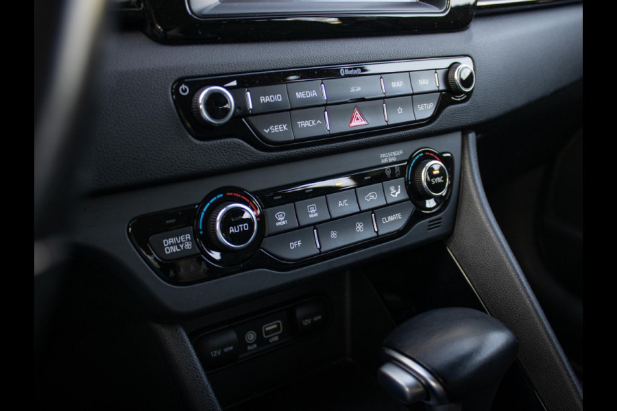 Kia Niro 1.6 GDi Hybrid DynamicLine | Trekhaak afneembaar | Navigatie | Achteruitrijcamera |
