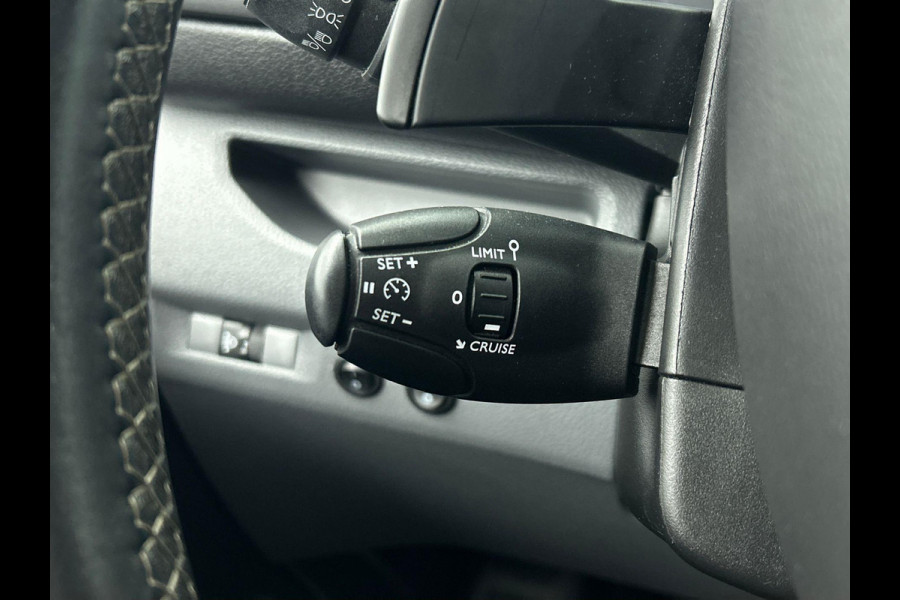 Opel Vivaro L3H1 145pk Automaat Dubbele Cabine Edition | Navigatie  | Airco | Trekhaak | Betimmering