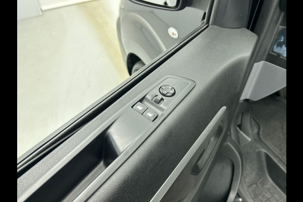 Opel Vivaro L3H1 145pk Automaat Dubbele Cabine Edition | Navigatie  | Airco | Trekhaak | Betimmering