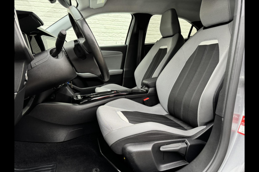 Opel Mokka 1.2 Turbo Elegance Cruise control Climate control Stoel- stuurverwarming Apple / Android Parkeersensoren plus camera