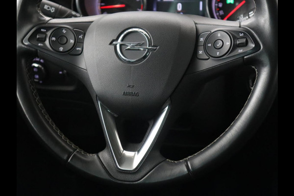 Opel Astra 1.6 Turbo Executive | 200pk | Schuifdak | Matrix LED | Carplay | Camera | Trekhaak | Park Assist | Keyless | Navigatie | Climate control | Dodehoek detectie | Cruise control