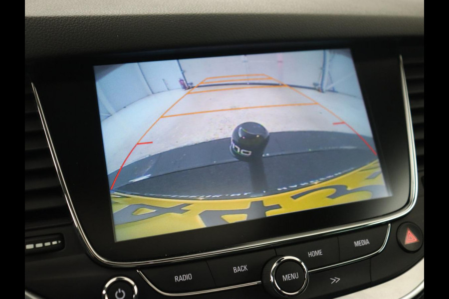 Opel Astra 1.6 Turbo Executive | 200pk | Schuifdak | Matrix LED | Carplay | Camera | Trekhaak | Park Assist | Keyless | Navigatie | Climate control | Dodehoek detectie | Cruise control