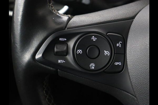 Opel Astra 1.6 Turbo Executive | 200pk | Schuifdak | Matrix LED | Carplay | Camera | Trekhaak | Park Assist | Keyless | Navigatie | Climate control | Dodehoek detectie | Cruise control