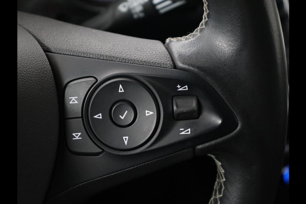 Opel Astra 1.6 Turbo Executive | 200pk | Schuifdak | Matrix LED | Carplay | Camera | Trekhaak | Park Assist | Keyless | Navigatie | Climate control | Dodehoek detectie | Cruise control