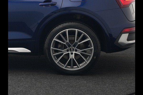 Audi Q5 Sportback 55 TFSI e Quattro S-Line Plug in Hybrid PHEV | Trekhaak af Fabriek | Alcantara Sportstoelen Verwarmd | Adaptive Cruise | Apple Carplay | Virtual | Navigatie | Camera | DAB |