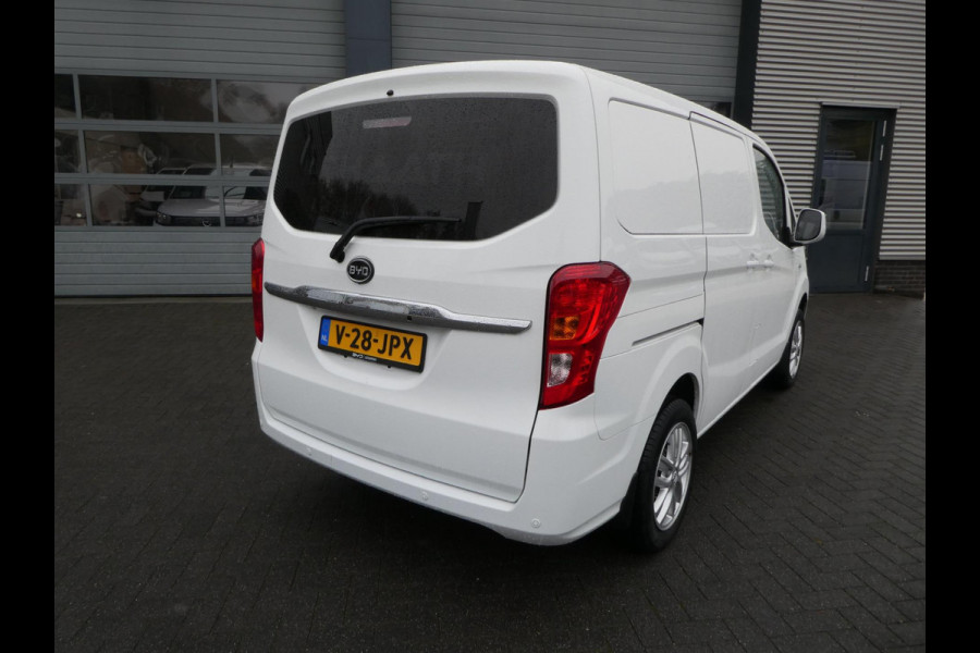 BYD ETP3 Standard 45 kWh 238 wltp airco camera stoelverwarming