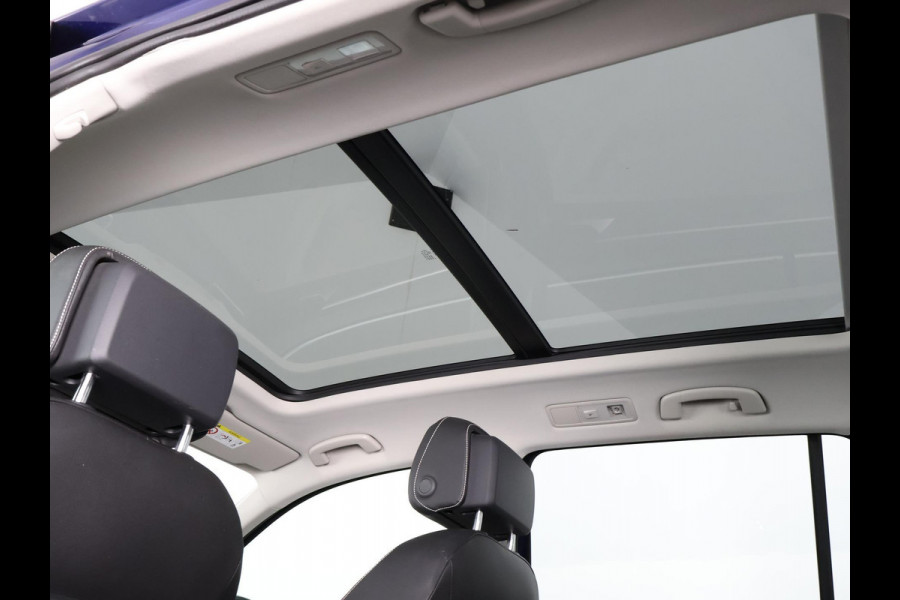 Volkswagen Tiguan 2.0 TSI 4Motion Highline Business R | 360° Camera | Trekhaak | Vol leer | Stoelverwarming | Schuif-/Kanteldak |