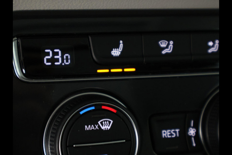 Volkswagen Tiguan 2.0 TSI 4Motion Highline Business R | 360° Camera | Trekhaak | Vol leer | Stoelverwarming | Schuif-/Kanteldak |